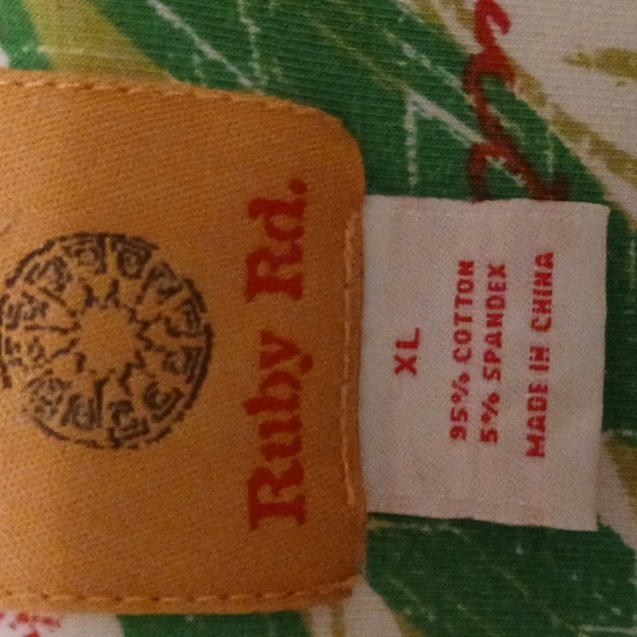 Ruby Rd. Tropical Top - Picture 3 of 5